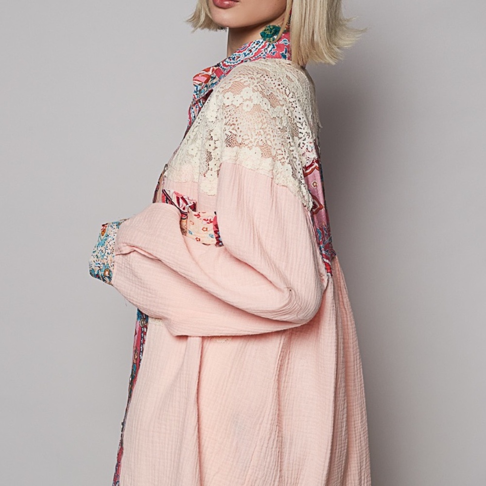 New POL Clothing Women's Gauze Knit Button Front Shacket Oversized Shirt Pink - Picture 2 of 10